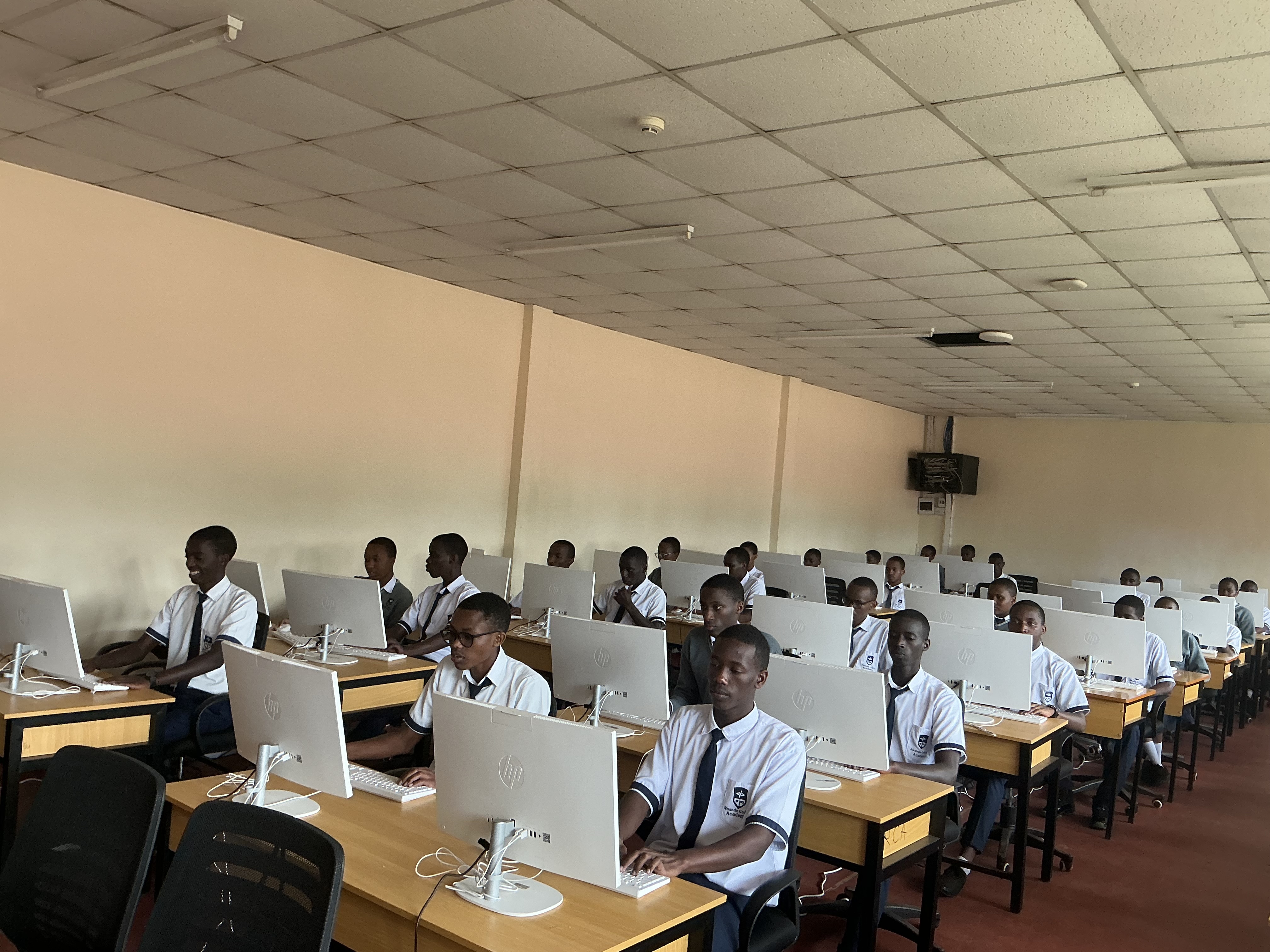 Modern Lecture Halls & Smart Classrooms